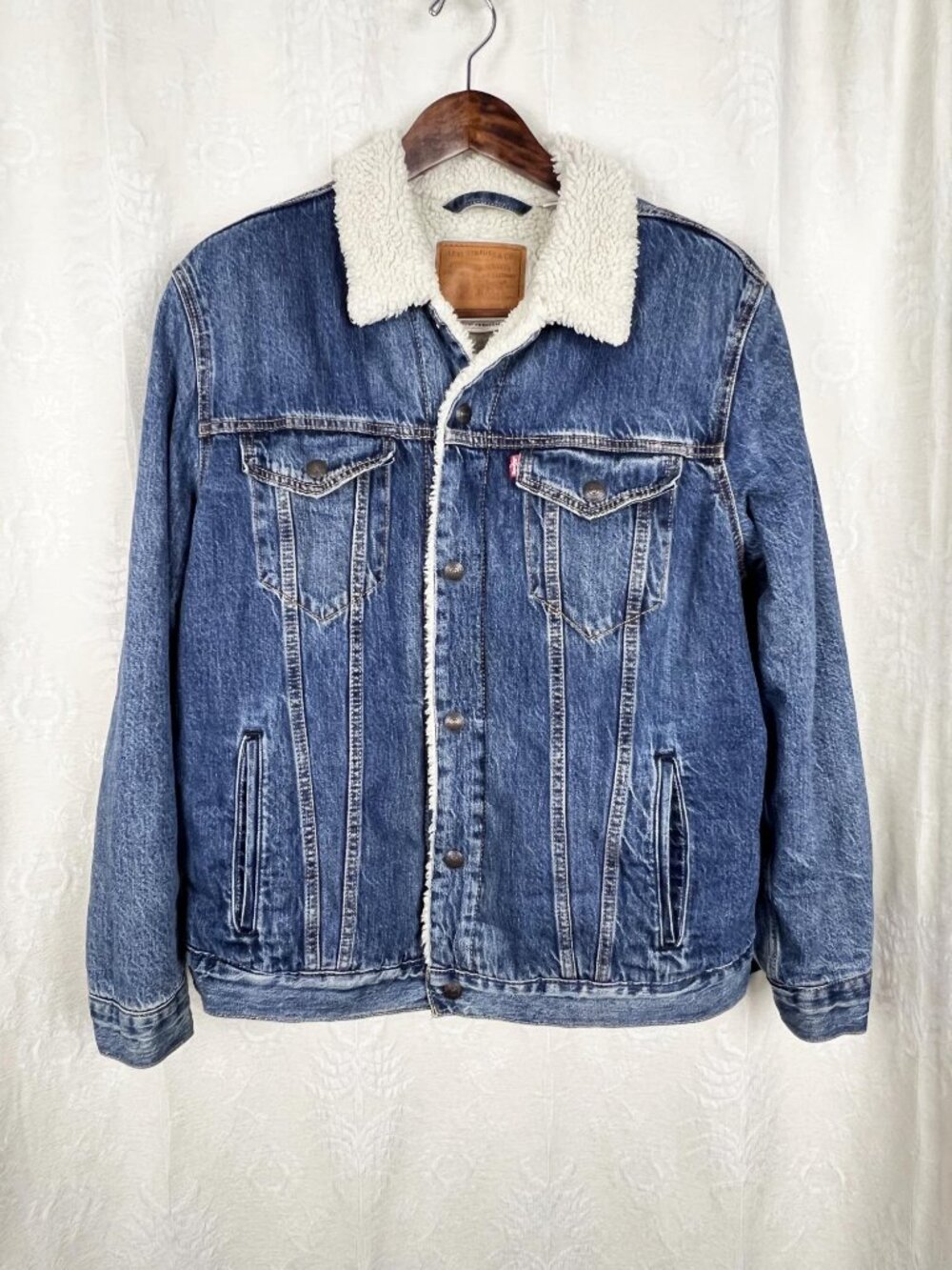 Levi's sherpa-lined blue denim jacket cotton blend faux shearling Western slim